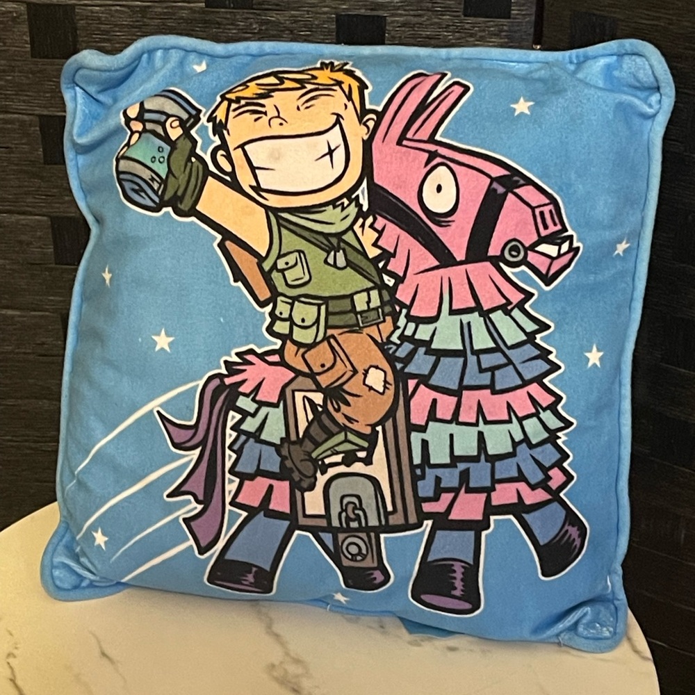 Fortnite Throw Pillow 14" x 14" Soft Blue Bedroom Decor Epic Games 2018 EUC
